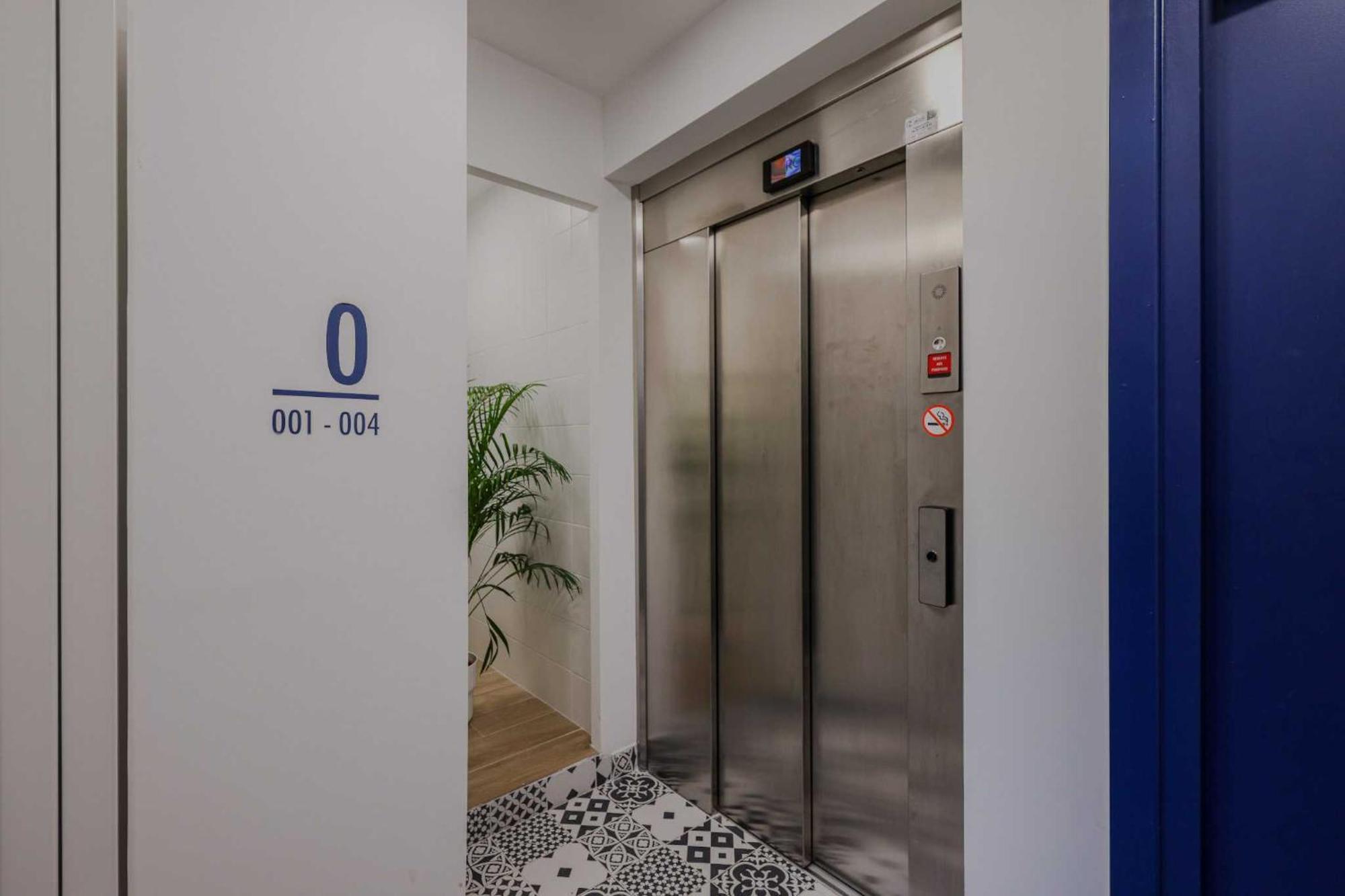 פריז Newly Renovated Appartements Residence Republique מראה חיצוני תמונה